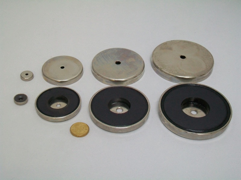 Ferrite Ceramic Pot Magnets with Pressed Casing